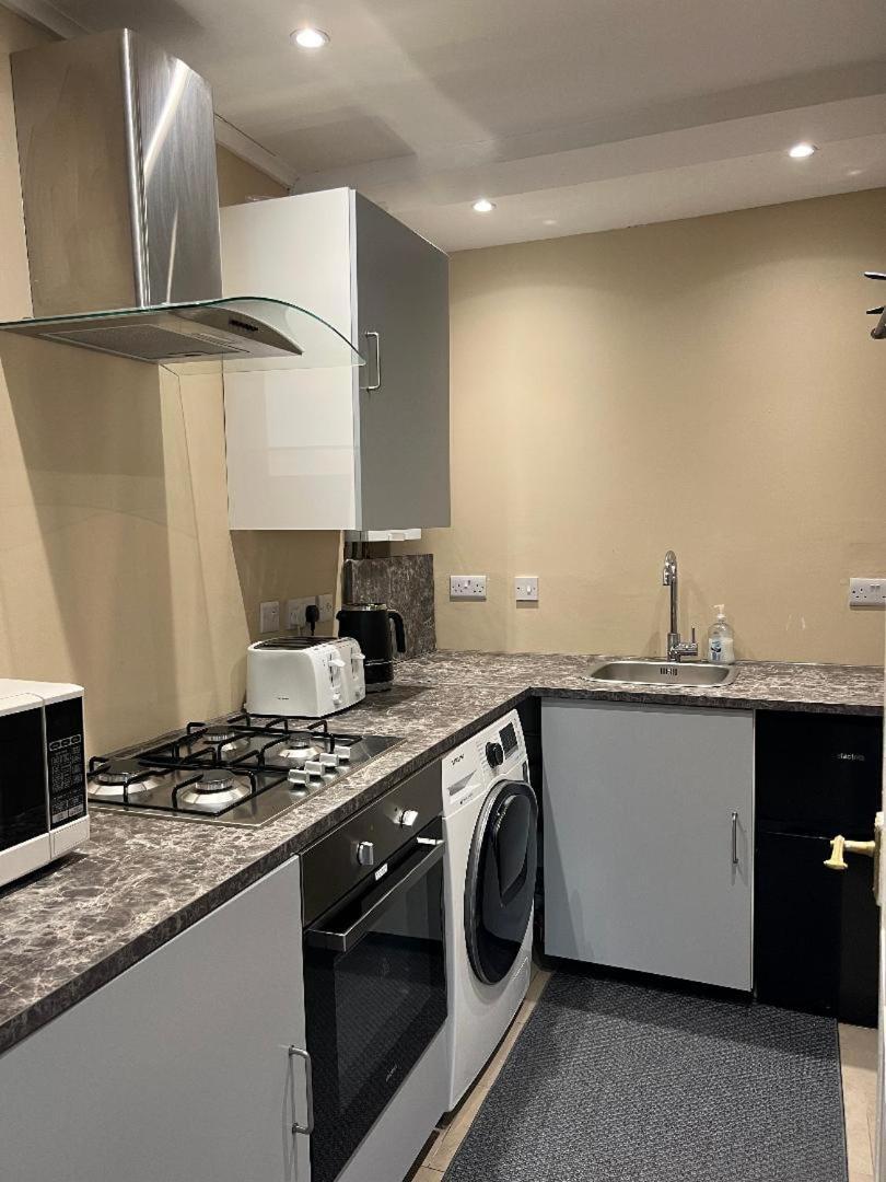 London Property Apartments For Up To 6, Next To Big Ben & London Eye Экстерьер фото